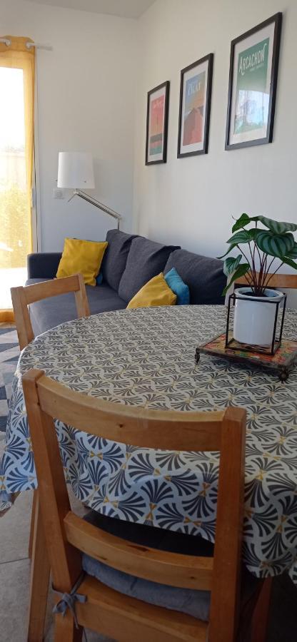 Holiday home La Petite Maison Du Bassin D'arcachon - 40 M2, Climatisee, Independante Et Au Calme *